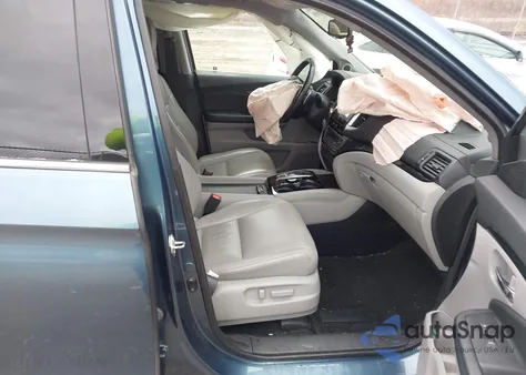 2017 Honda Pilot Touring из США, поврежденный, VIN 5FNYF6H90HB008541